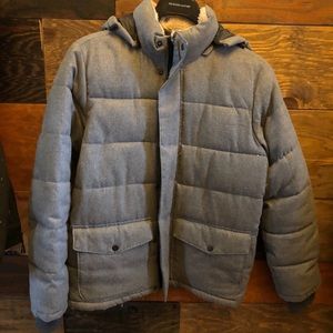 Old navy men’s puffer coat size small